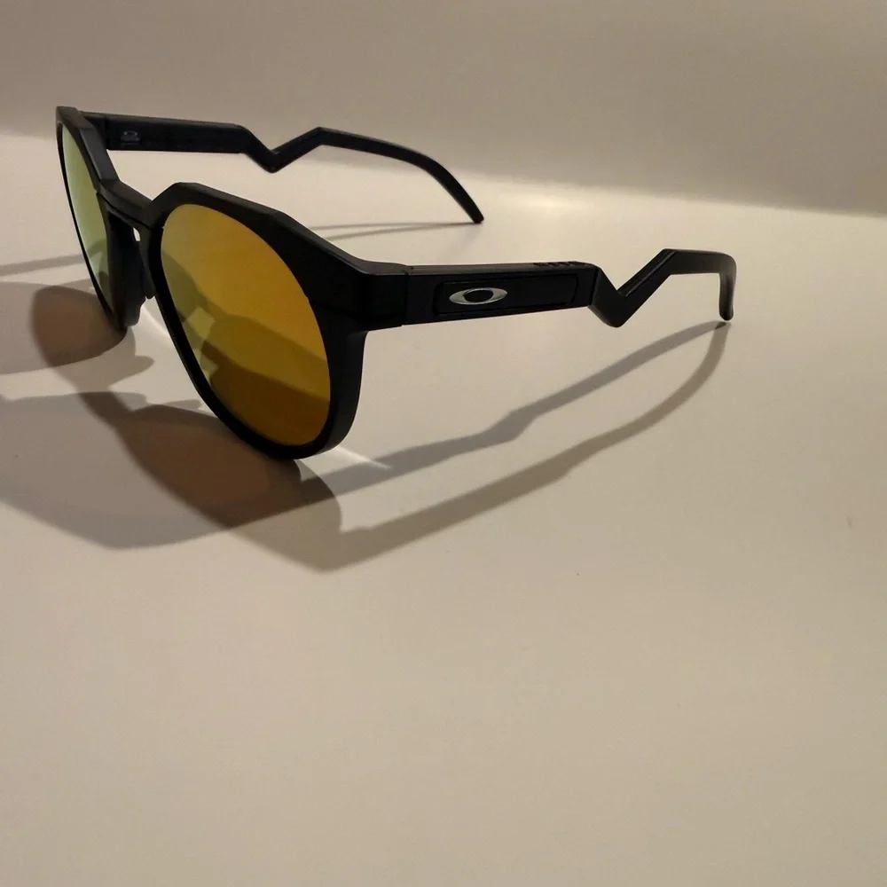 NWT $350 Oakley sunglasses custom HSTN Lens: Prizm Tungsten
